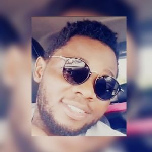 Meet your Posher, Komlan